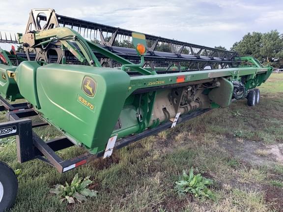Image of John Deere 635FD equipment image 3