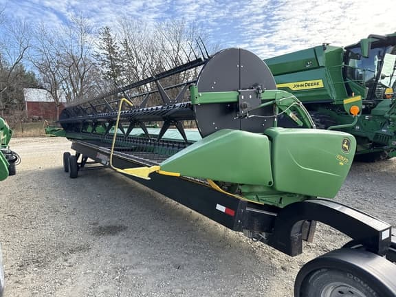 Image of John Deere 635FD equipment image 1