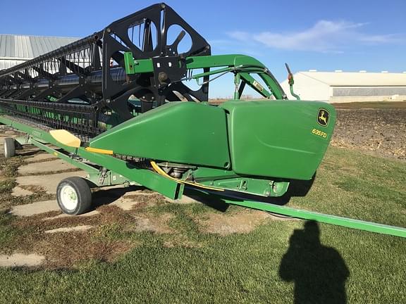 Image of John Deere 635FD equipment image 3
