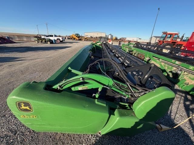 Image of John Deere 635FD equipment image 4