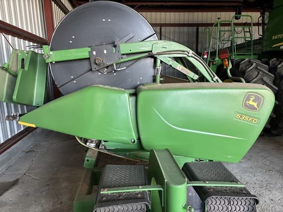 Image of John Deere 635FD equipment image 1