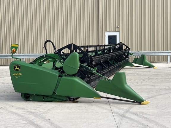 2013 John Deere 635FD Equipment Image0