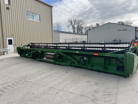 Image of John Deere 635FD equipment image 2