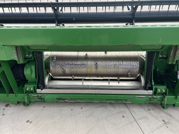 Image of John Deere 635FD equipment image 3