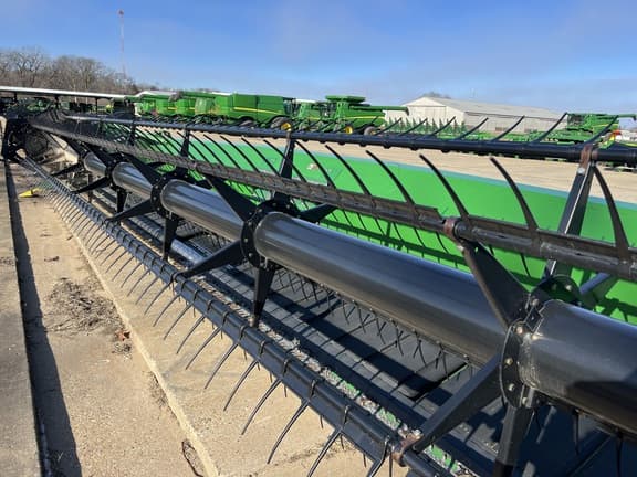 Image of John Deere 635FD equipment image 2