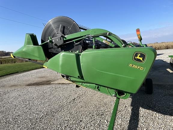 Image of John Deere 635FD Primary image