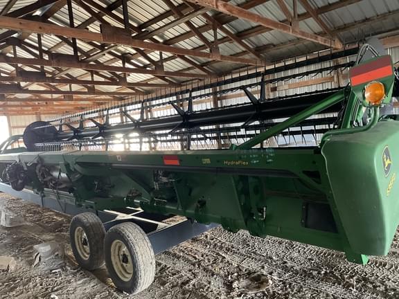 Image of John Deere 635FD equipment image 2