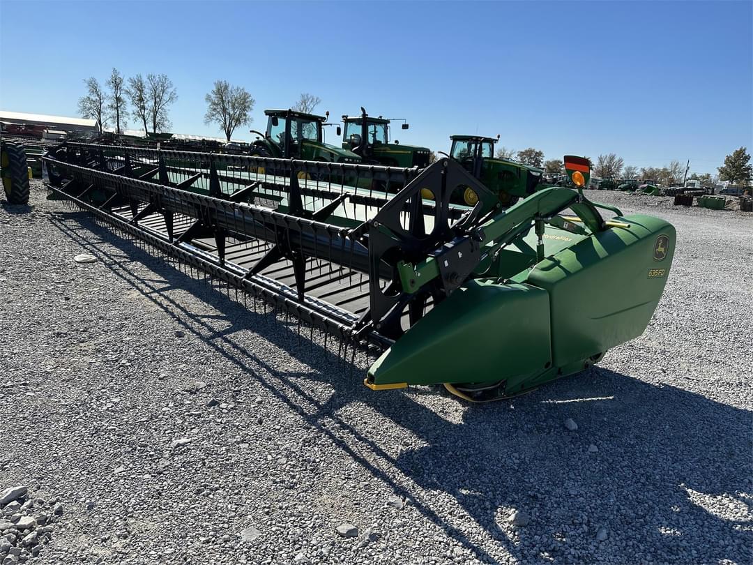 Image of John Deere 635FD Primary image