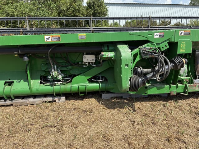 Image of John Deere 635FD equipment image 4