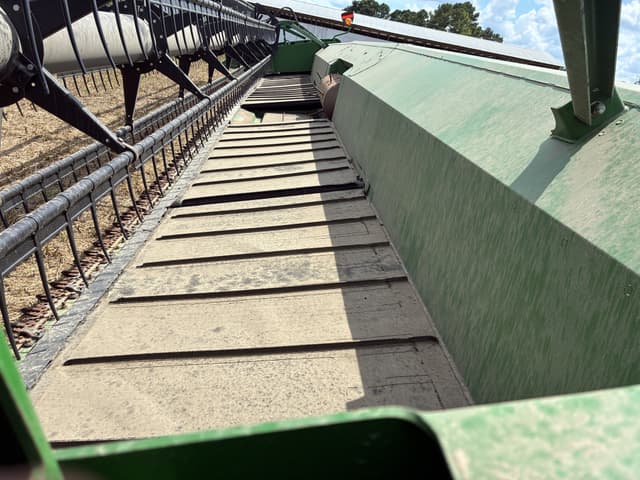 Image of John Deere 635FD equipment image 2