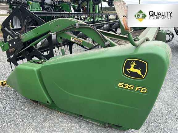 2013 John Deere 635FD Equipment Image0