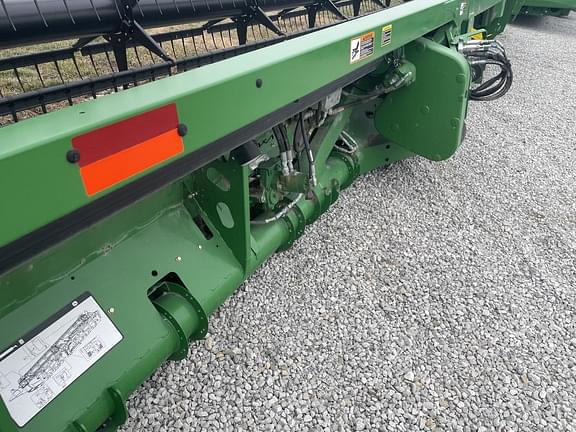 Image of John Deere 635FD equipment image 4