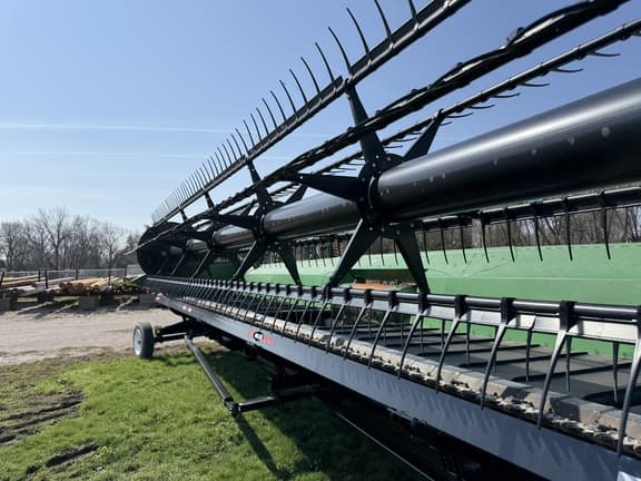 Image of John Deere 635FD equipment image 3