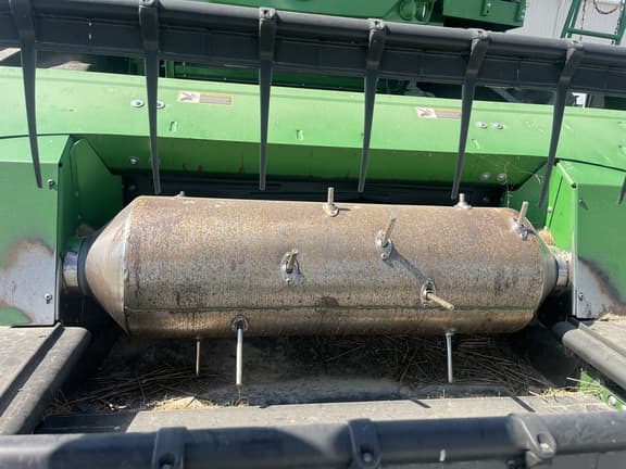 Image of John Deere 635FD equipment image 2