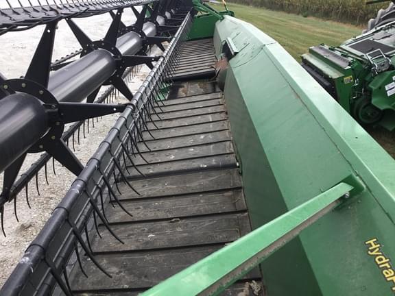 Image of John Deere 635FD equipment image 3