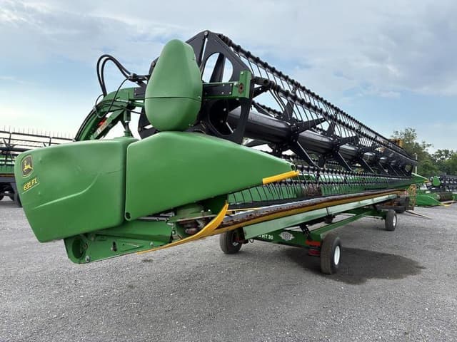 Image of John Deere 635FD equipment image 1