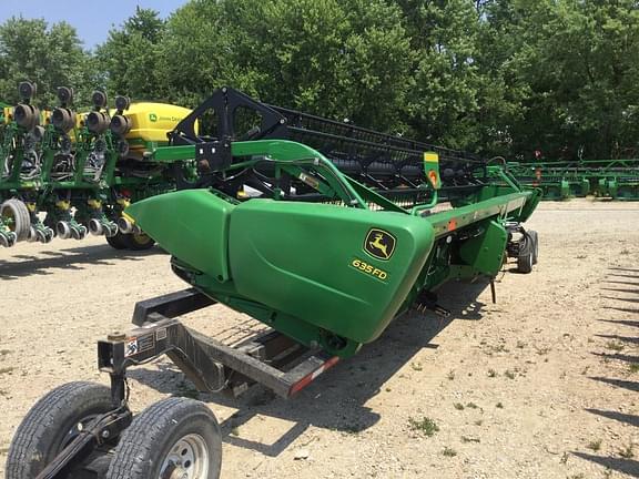 Image of John Deere 635FD equipment image 1