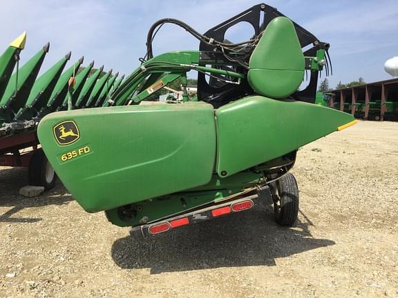 Image of John Deere 635FD equipment image 2