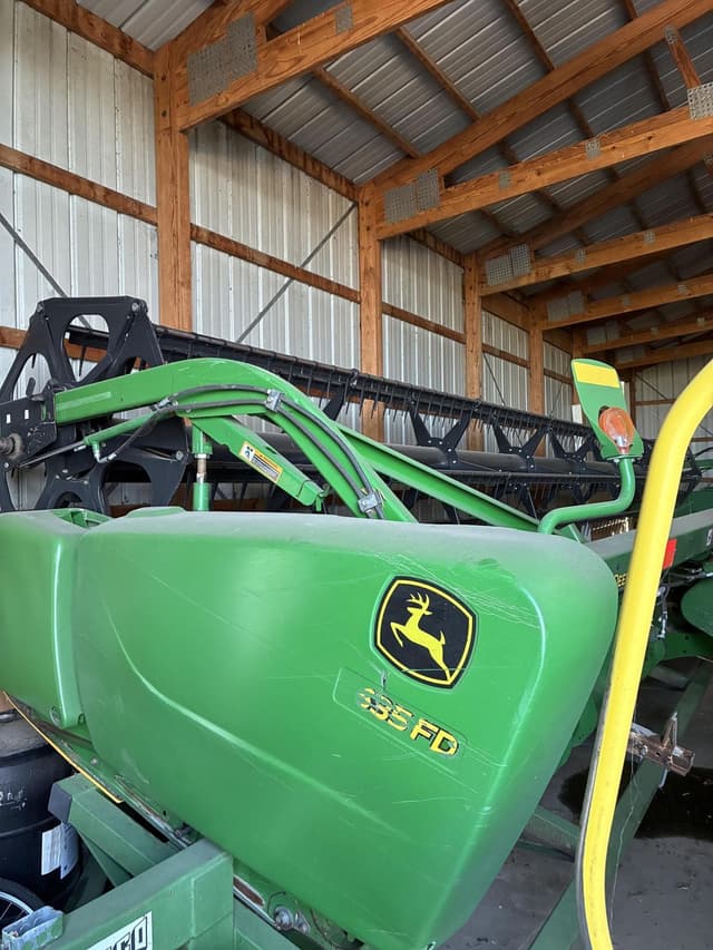 Image of John Deere 635FD equipment image 1