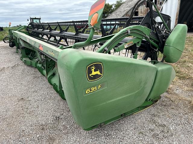 Image of John Deere 635FD equipment image 4