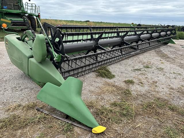 Image of John Deere 635FD equipment image 1