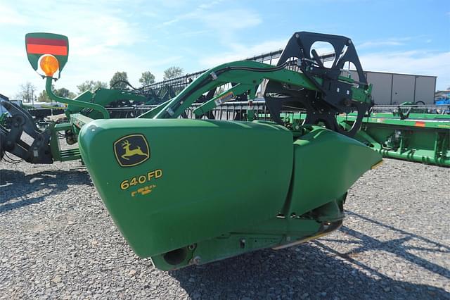 Image of John Deere 640FD equipment image 2