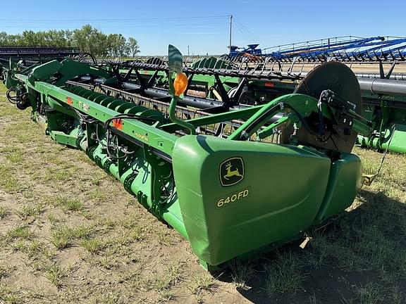 Image of John Deere 640FD equipment image 3