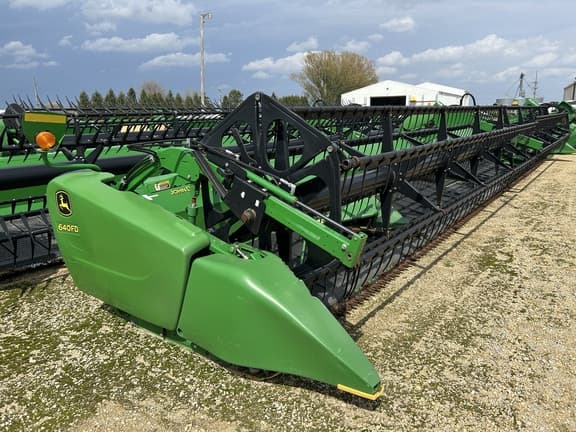 Image of John Deere 640FD equipment image 2