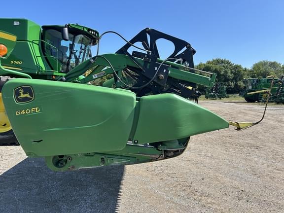 Image of John Deere 640FD equipment image 4