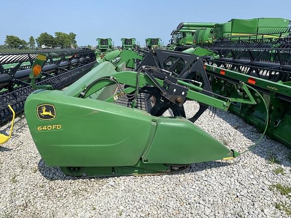 Image of John Deere 640FD equipment image 1