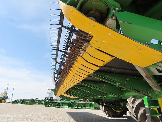 Image of John Deere 640FD equipment image 4