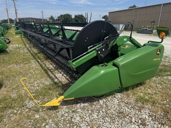 Main image John Deere 640FD