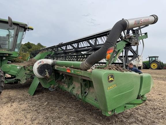 Image of John Deere 640FD equipment image 1