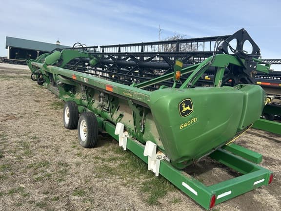 Image of John Deere 640FD equipment image 2
