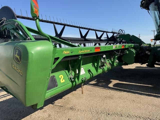 Image of John Deere 640FD equipment image 3