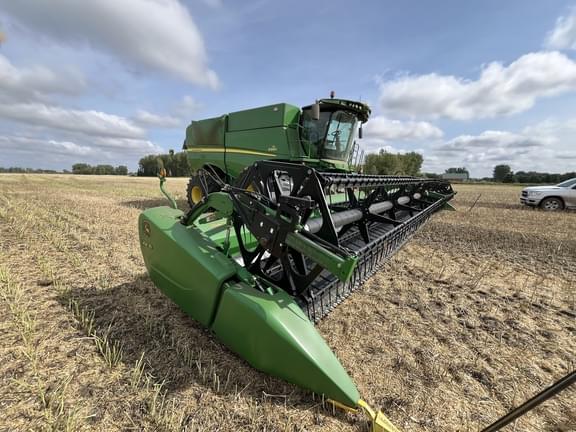 Image of John Deere 640FD Primary image