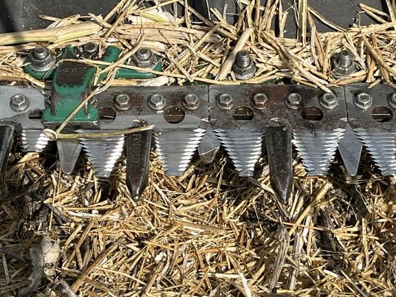 Image of John Deere 640FD equipment image 3
