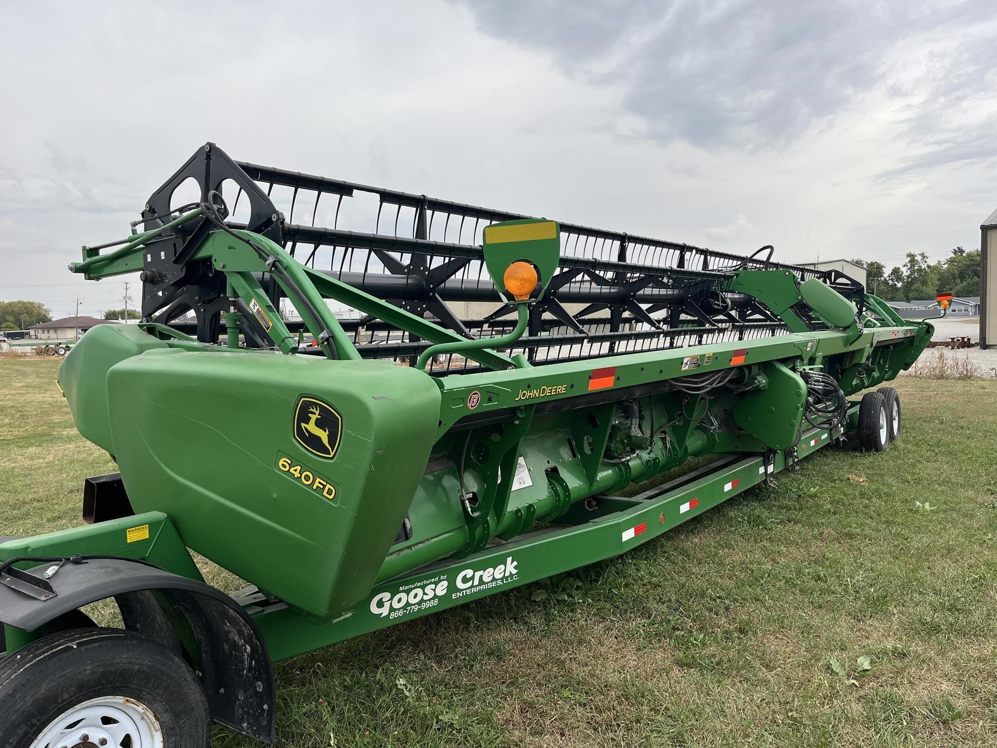 2013 John Deere 640FD Equipment Image0