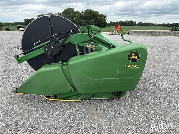 Image of John Deere 640FD equipment image 4