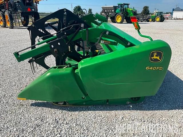 Image of John Deere 640FD equipment image 1