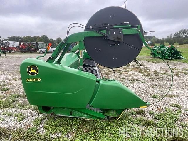 Image of John Deere 640FD equipment image 4