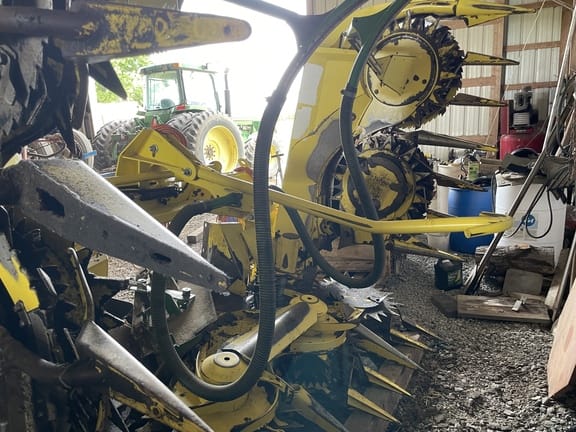 Main image John Deere 698