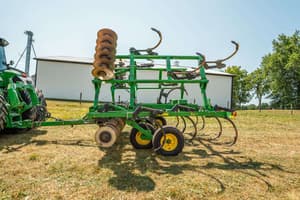 2013 John Deere 714 Image