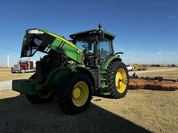 Image of John Deere 7200R Primary image