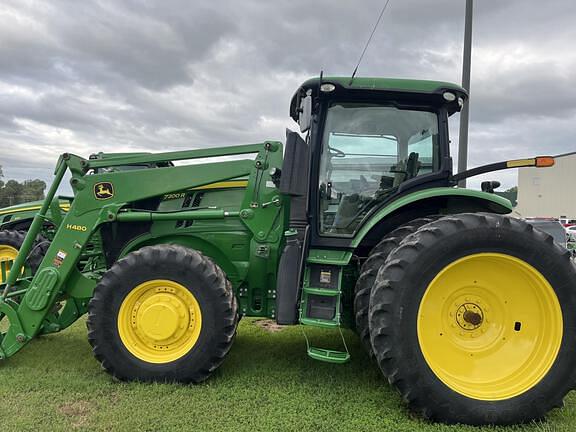 Image of John Deere 7200R equipment image 1