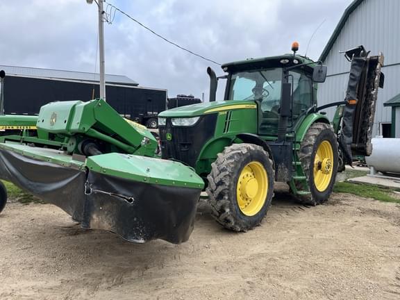 Image of John Deere 7200R Primary image
