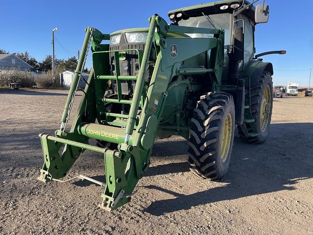 Image of John Deere 7200R equipment image 3