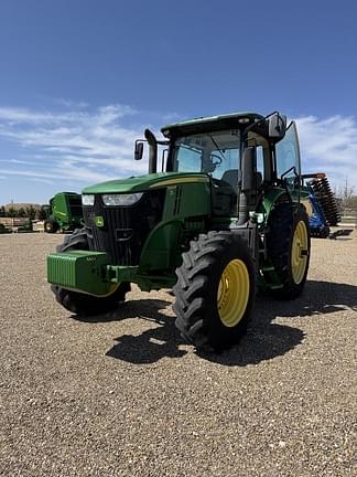Image of John Deere 7200R Primary image