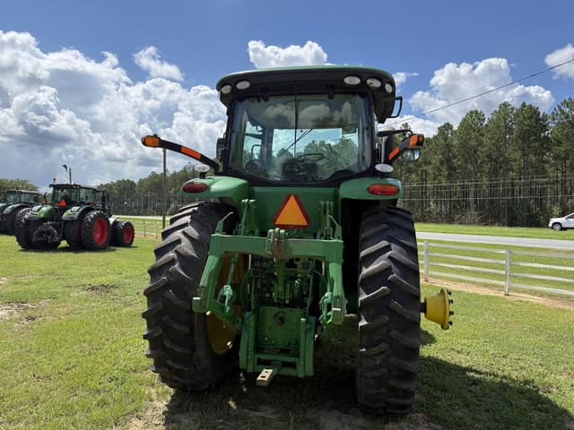 Image of John Deere 7200R equipment image 2