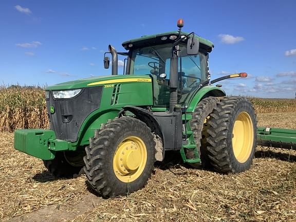 Image of John Deere 7200R Primary image